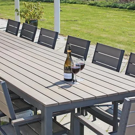 Holiday Vaeggerlose 48